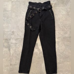 Dark Wash Forever 21 Jeans with Metal Studded Belt Size S
